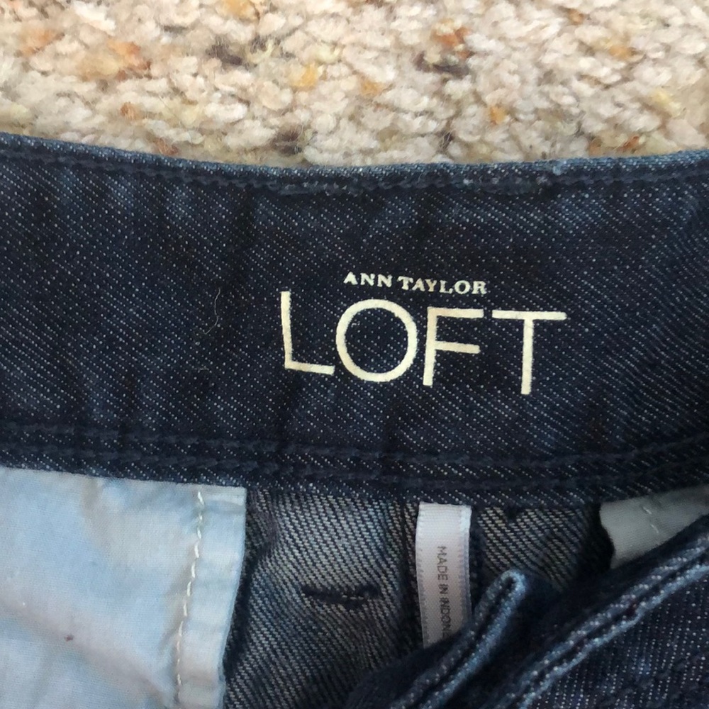 LOFT Dark Denim Shorts - Picture 2 of 3